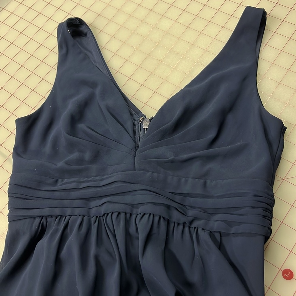 LULU'S Bridesmaid Prom Guest "Leading Role" Navy Blue V-Plunge Pleated Gown SZ M - Picture 8 of 15